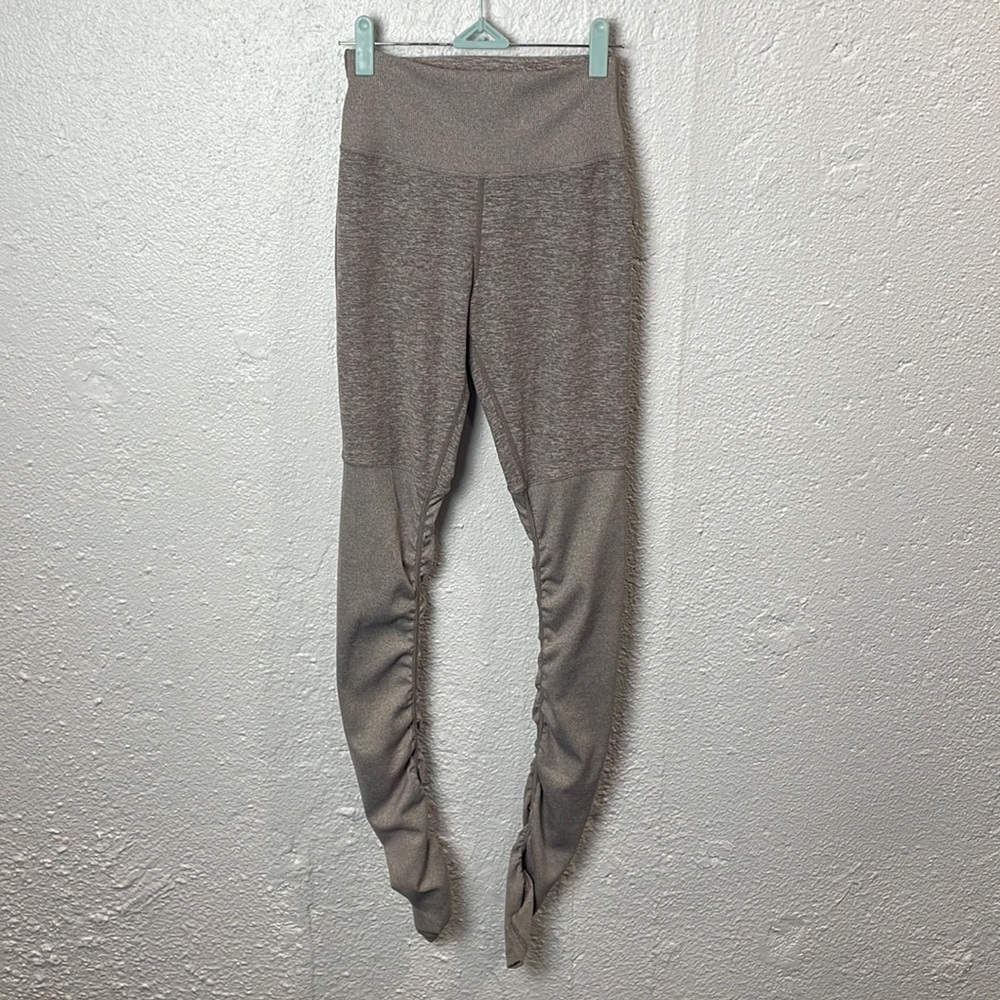 Alo Yoga Leggings